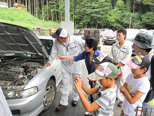 株式会社オートパーツ伊地知