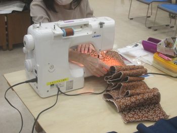 着物リメイク　帯からバッグ作り(11/19)