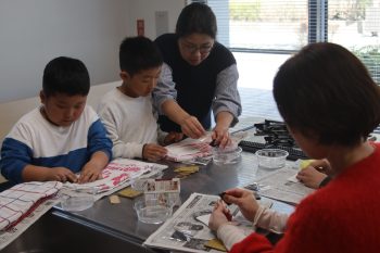 夜光貝のワークショップの様子