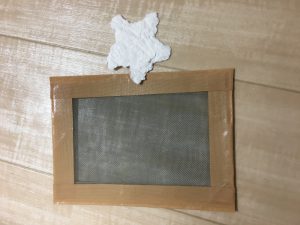 網戸の手作り紙漉き道具